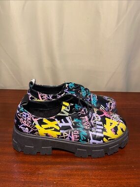 YOKI  WINONAH- 07 Graffiti Print  Rave Platform Chunky Loafers women’s size 11